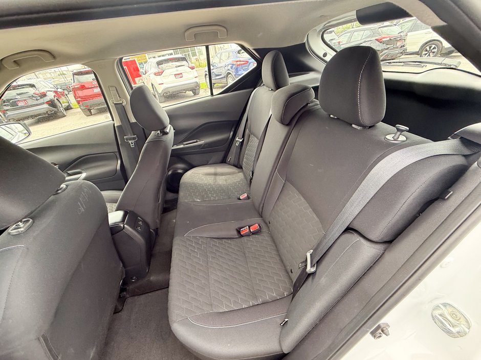 2023 Nissan Kicks SV-16