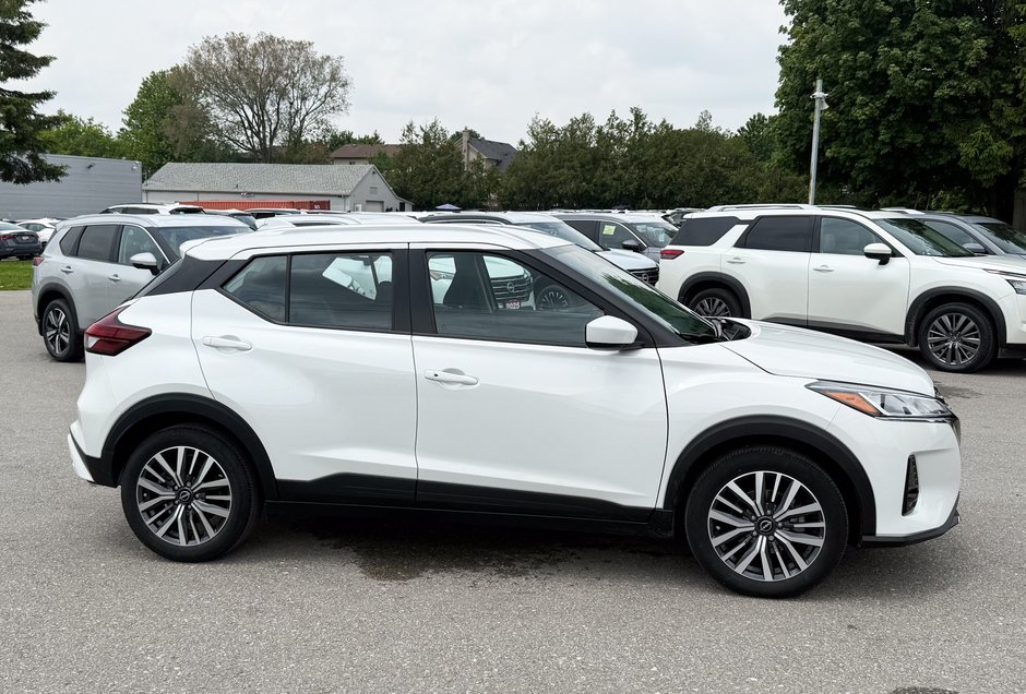 2023 Nissan Kicks SV-8