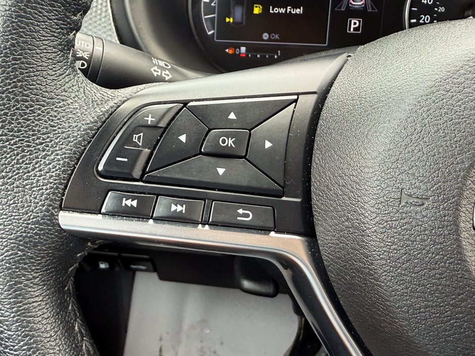 2023 Nissan Kicks SV-23