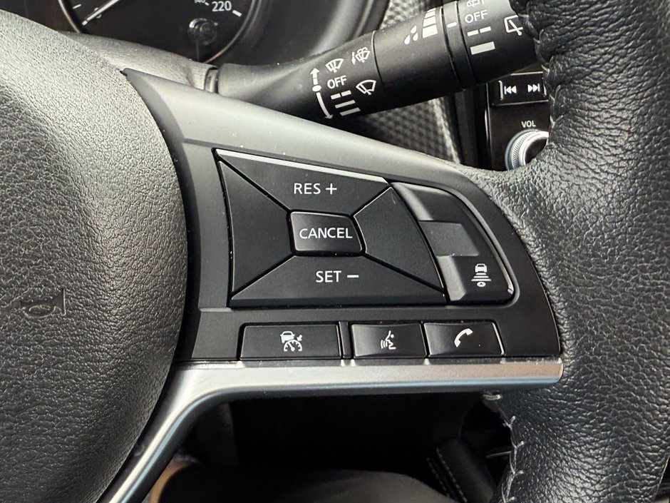 2023 Nissan Kicks SV-24