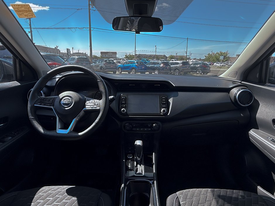 2023 Nissan Kicks SV-18