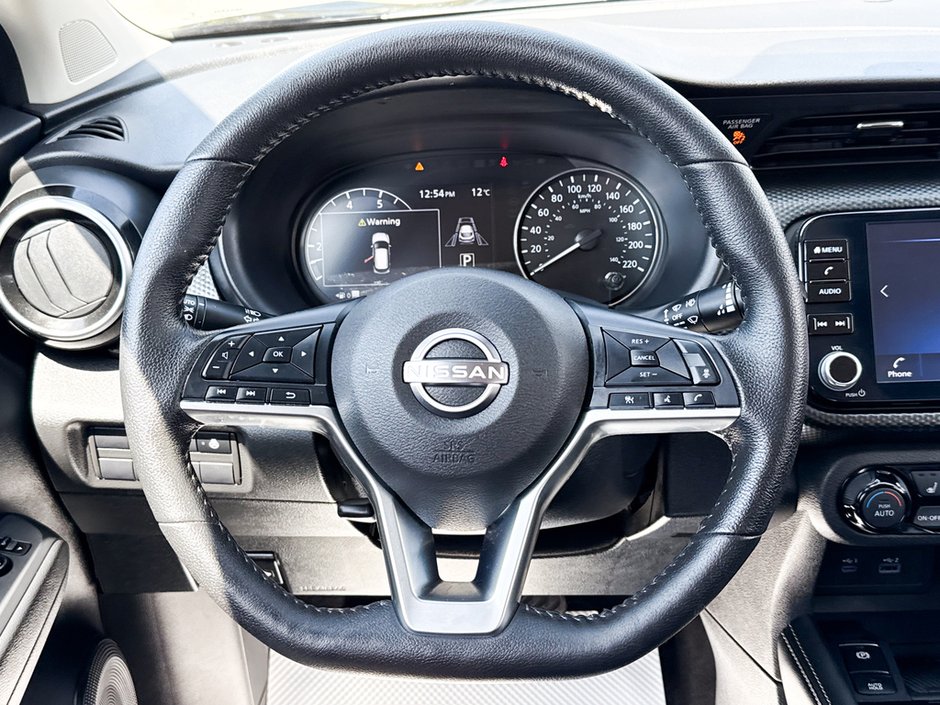 2023 Nissan Kicks SV-17