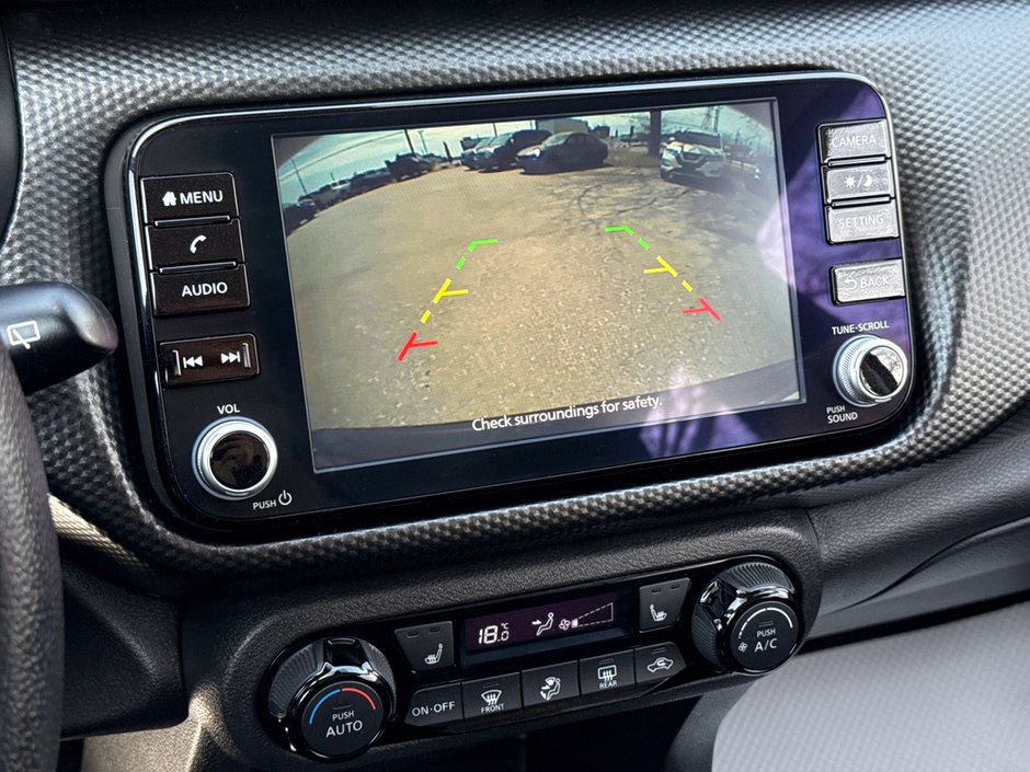 2023 Nissan Kicks SV-22