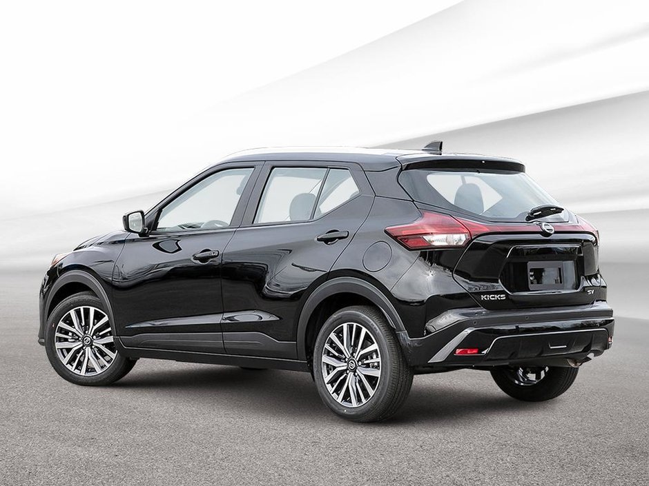 2024 Nissan KICKS PLAY SV-3