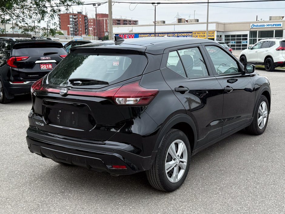 2024 Nissan Kicks S-8