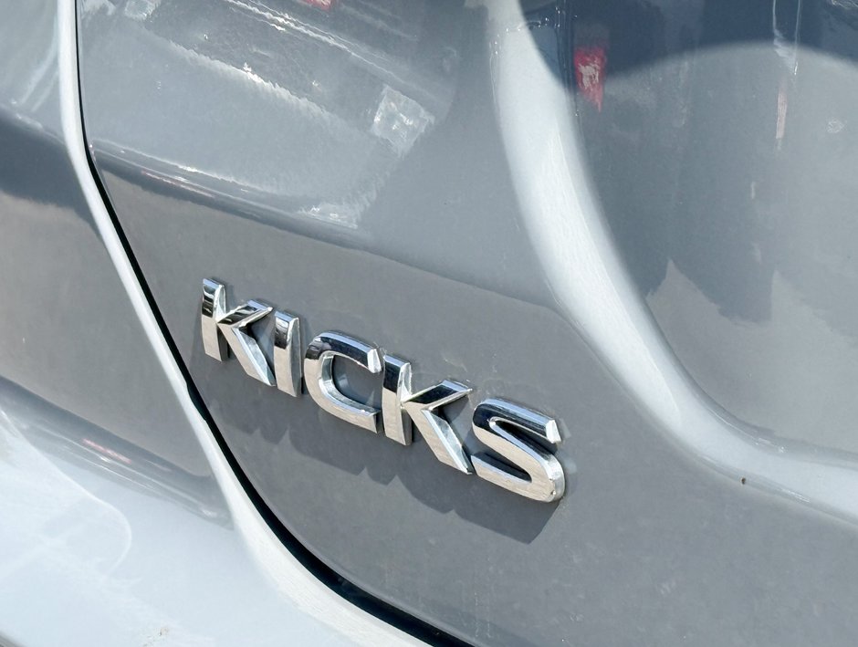 2024 Nissan Kicks SR-13