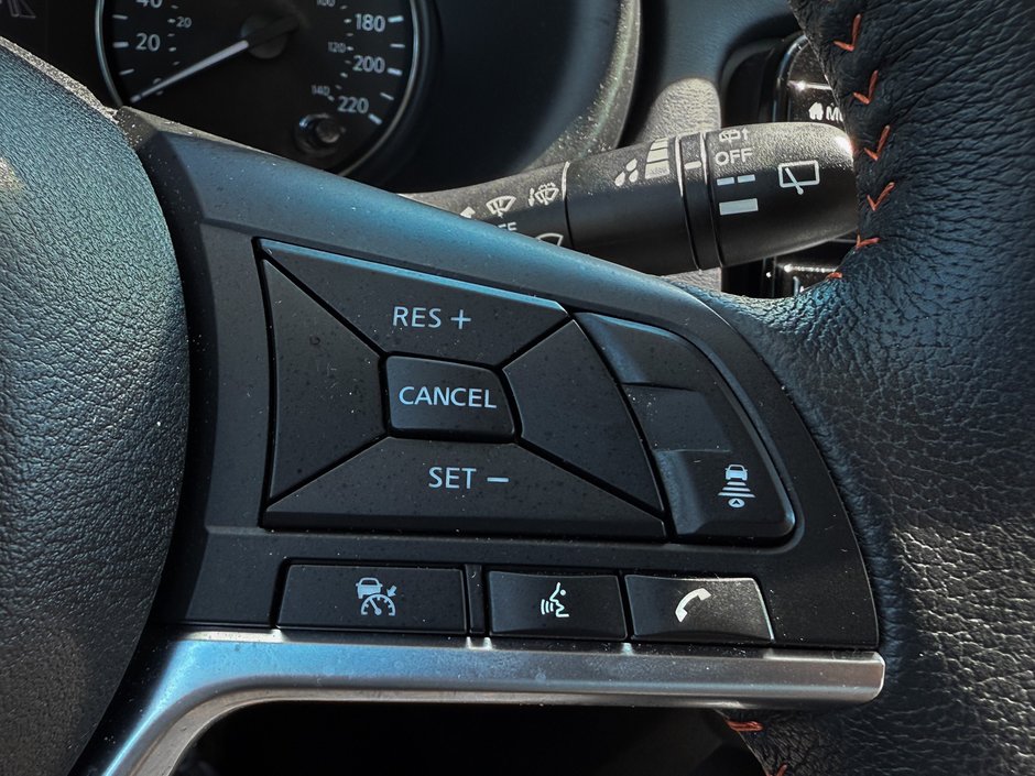 2024 Nissan Kicks SR-23