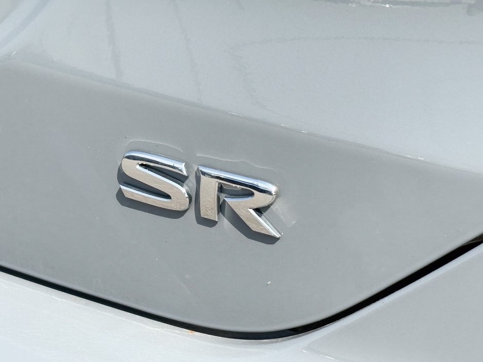 2024 Nissan Kicks SR-14