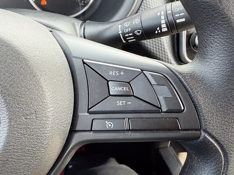 2024 Nissan Kicks S-24