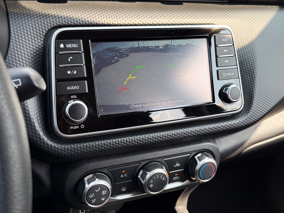 2024 Nissan Kicks S-27