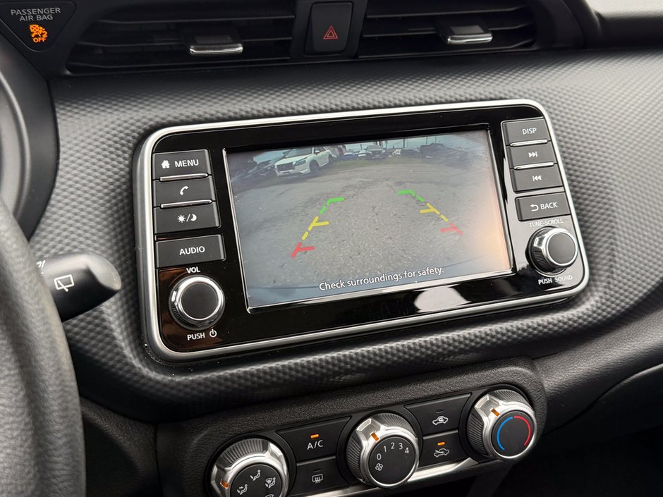 2024 Nissan Kicks S-25