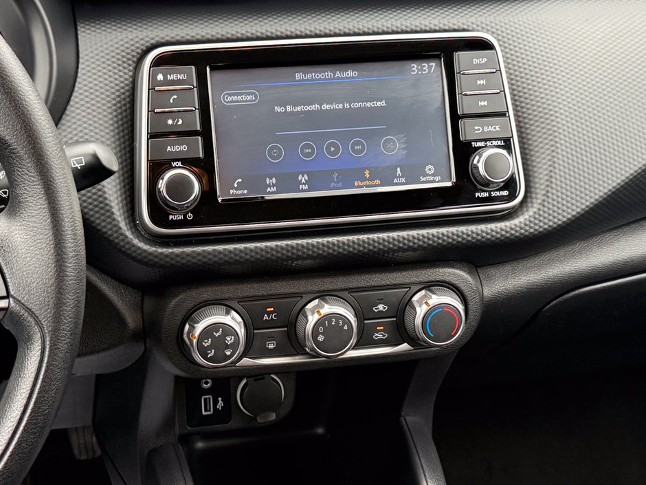2024 Nissan Kicks S-20