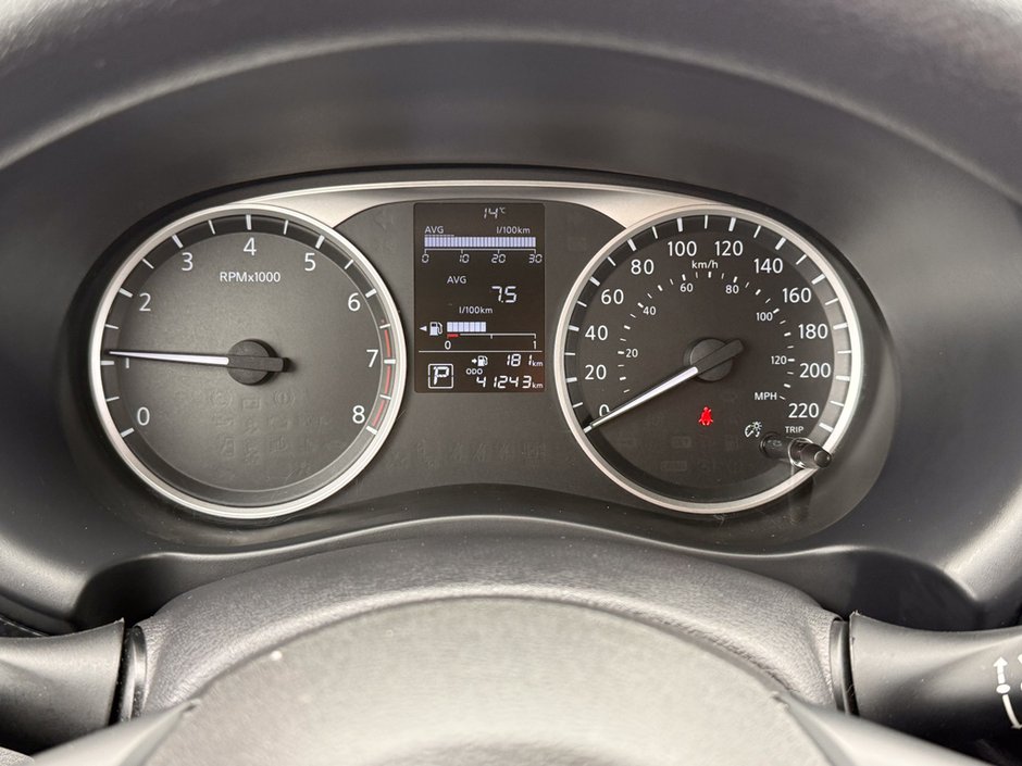 2024 Nissan Kicks S-24