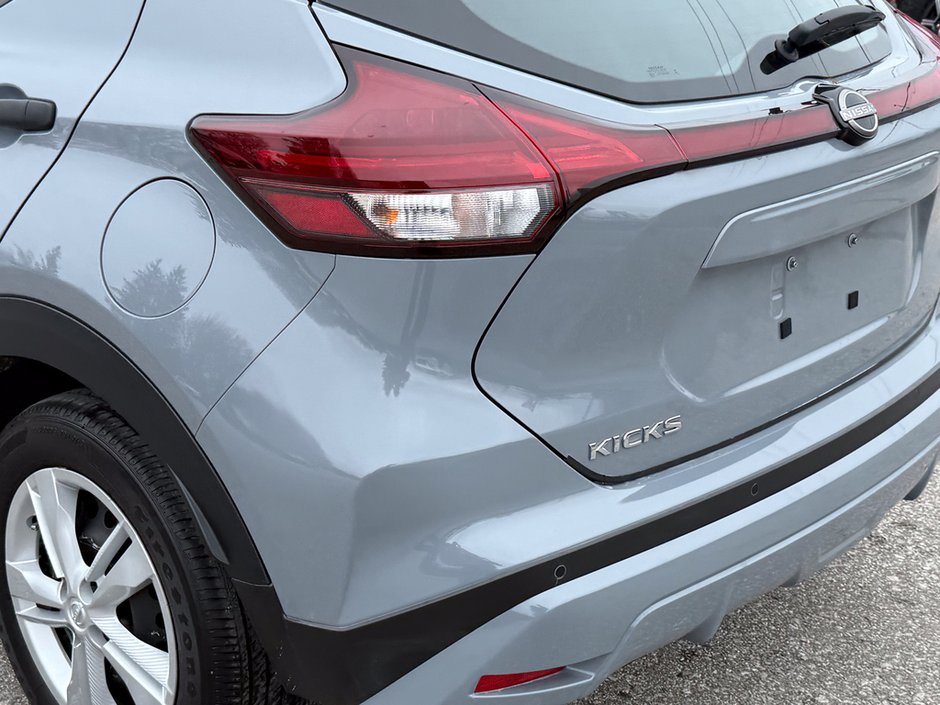 2024 Nissan Kicks S-11