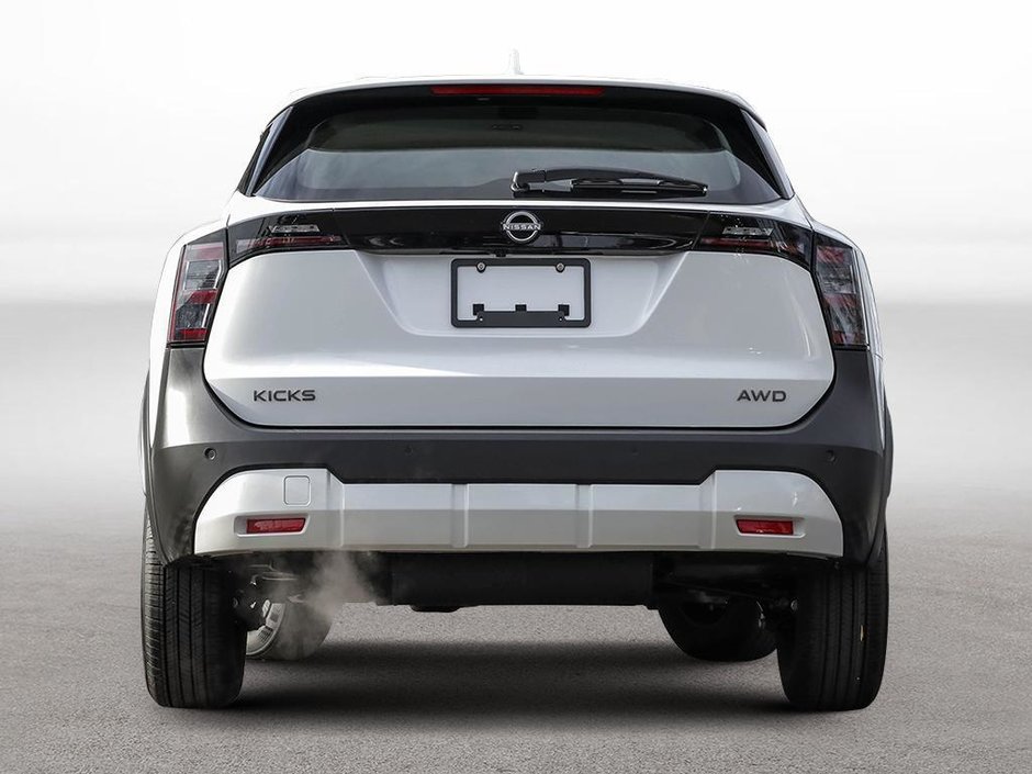 2025 Nissan Kicks S-4