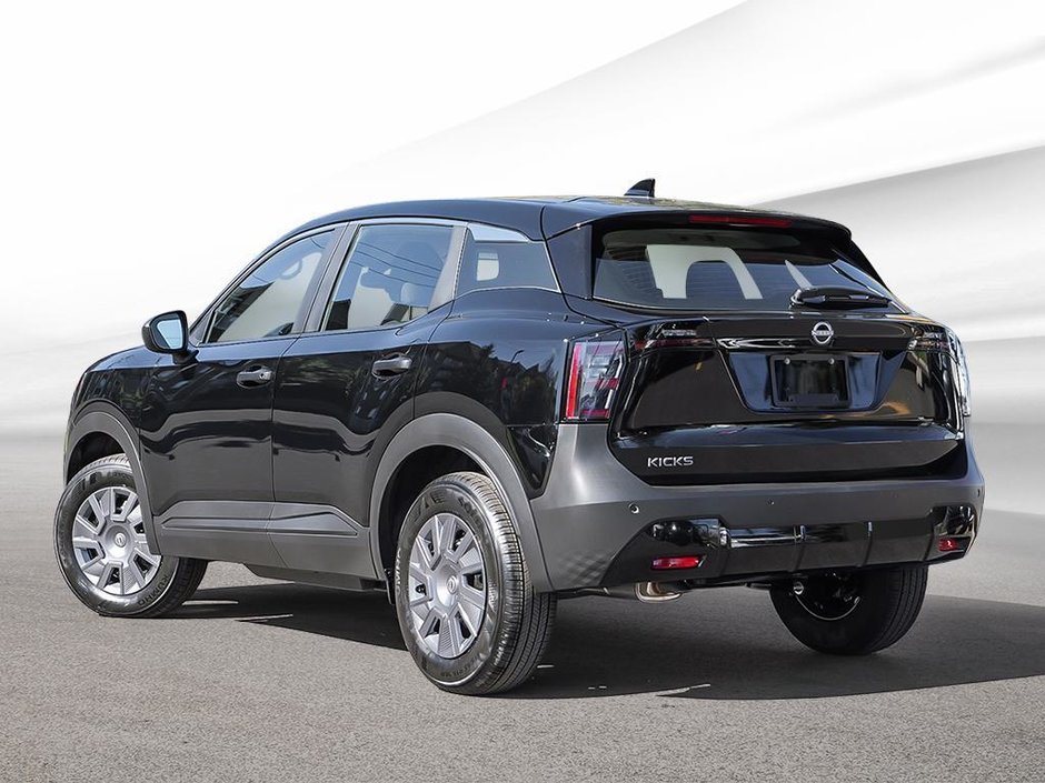 2025 Nissan Kicks S-3