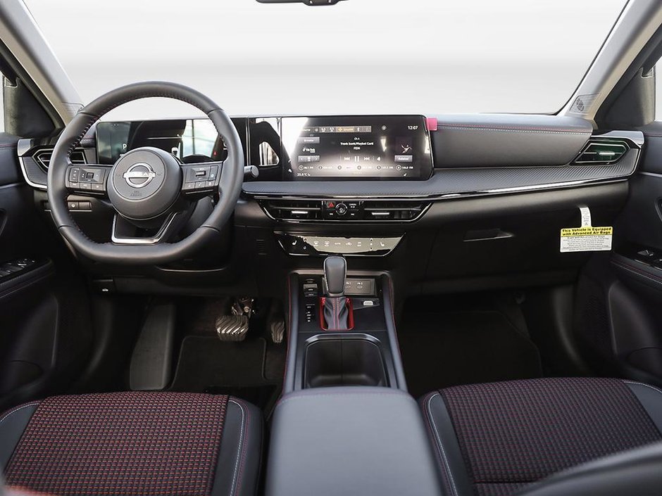 2025 Nissan Kicks SR-21