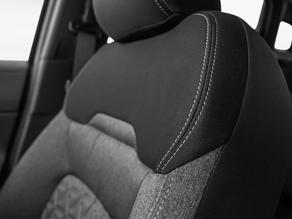 2026 Nissan Kicks SV FWD-19