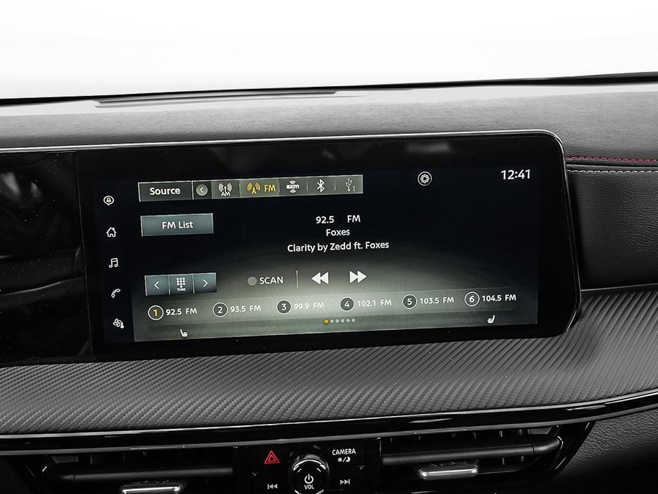 2026 Nissan Kicks SR Premium AWD-17