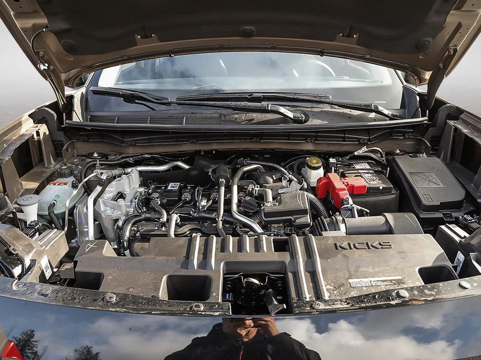 2026 Nissan Kicks SR Premium AWD-5