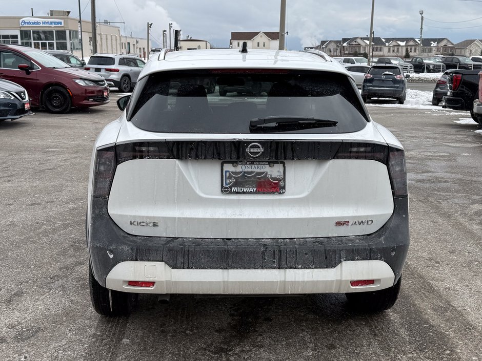 2026 Nissan Kicks SR-4
