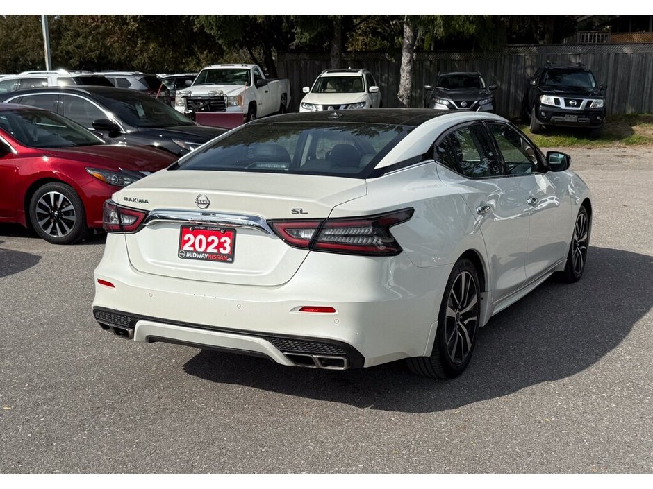 2023 Nissan Maxima SL-8
