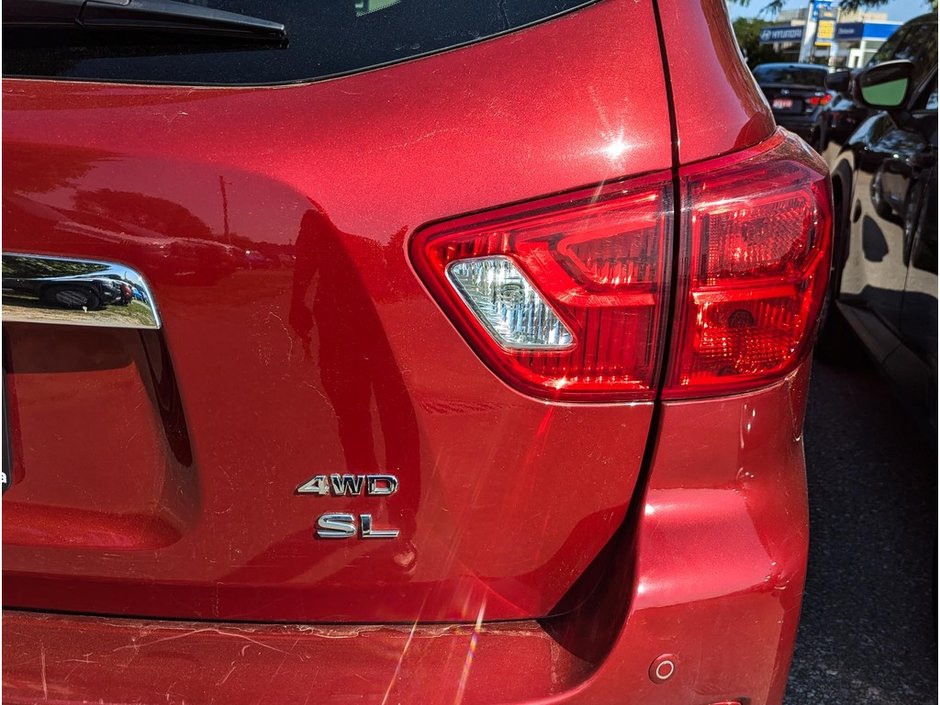 2019 Nissan Pathfinder SL-13