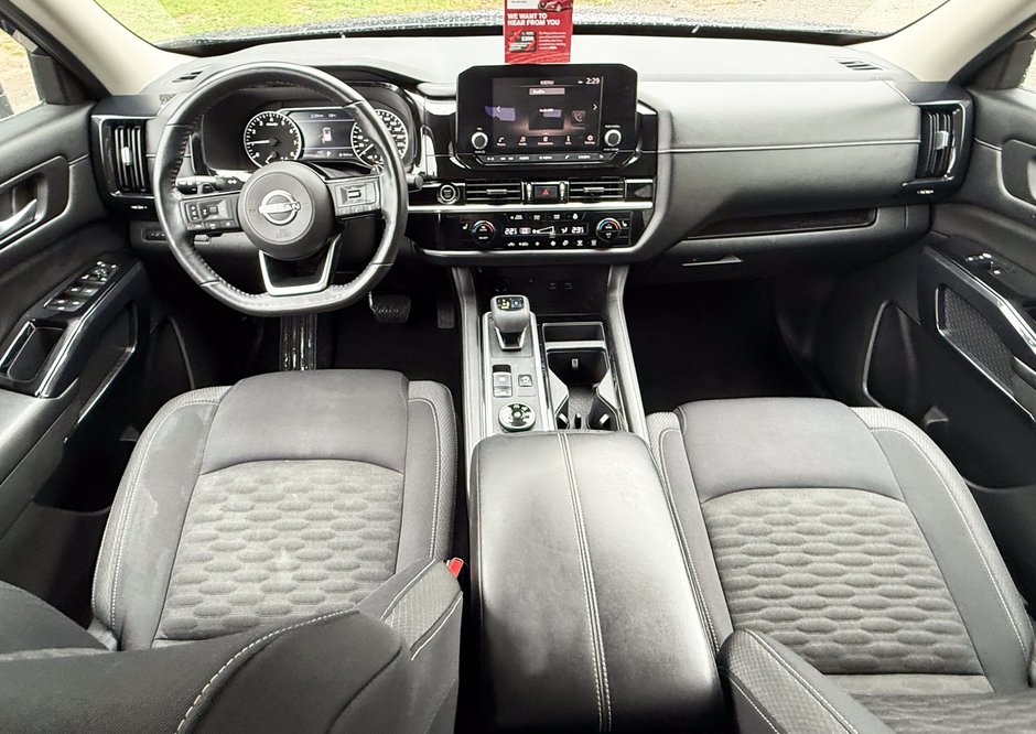 2022 Nissan Pathfinder S-18