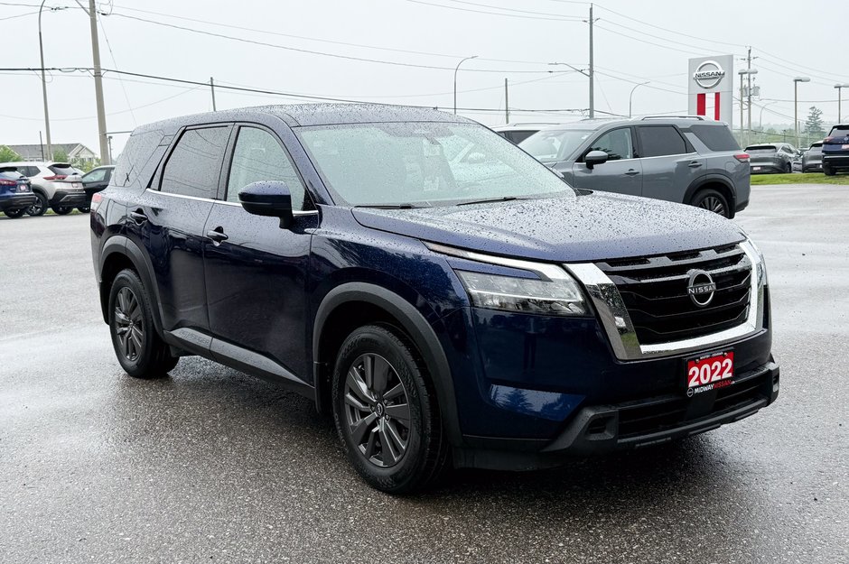 2022 Nissan Pathfinder S-9