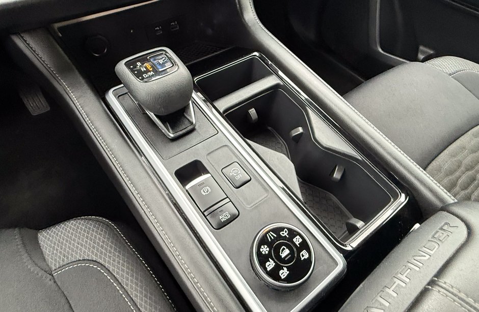 2022 Nissan Pathfinder S-21
