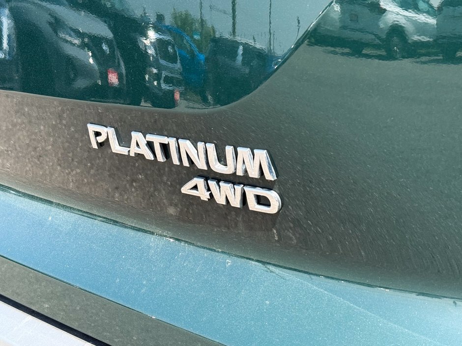 2023 Nissan Pathfinder Platinum-13