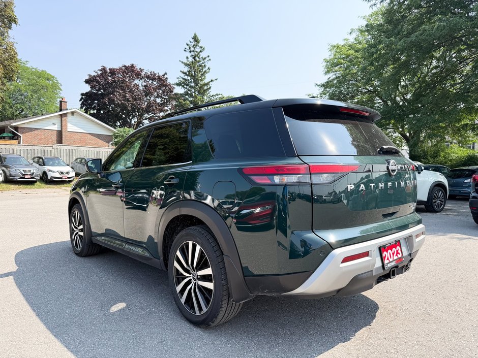 2023 Nissan Pathfinder Platinum-5