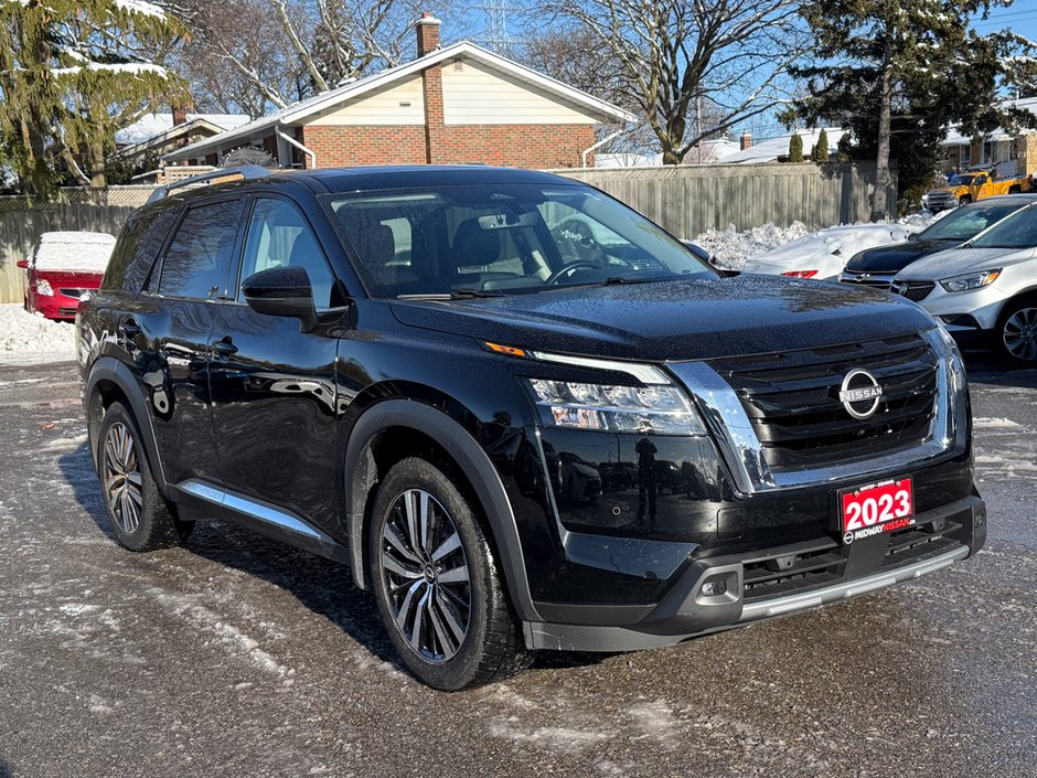 2023 Nissan Pathfinder Platinum-8