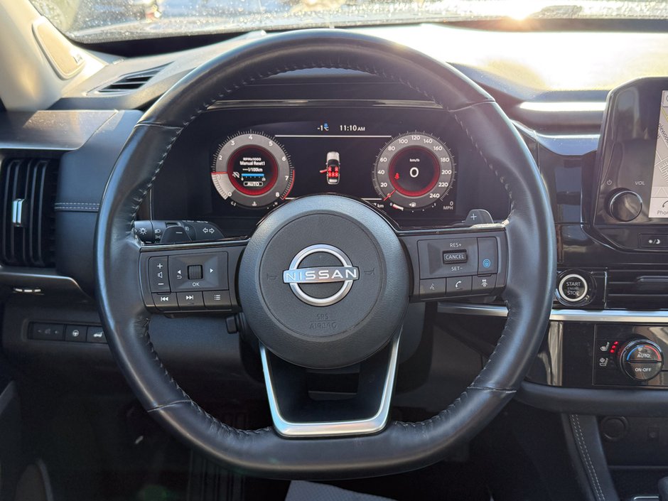 2023 Nissan Pathfinder Platinum-19