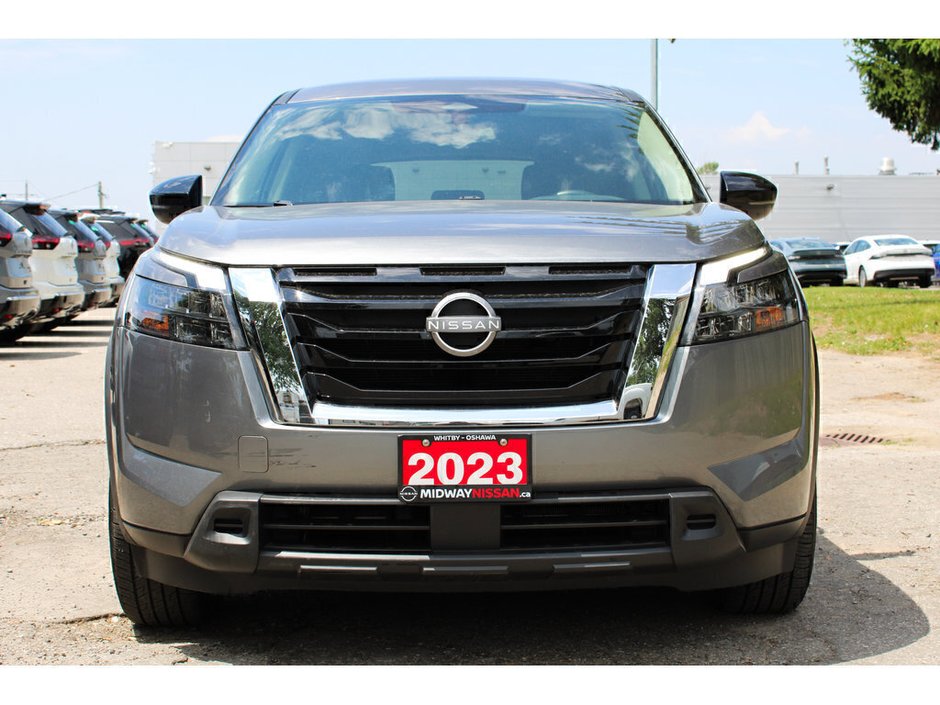 2023 Nissan Pathfinder S-1