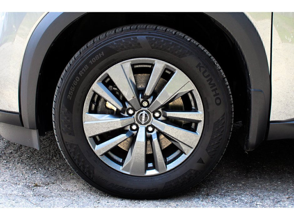 2023 Nissan Pathfinder S-10