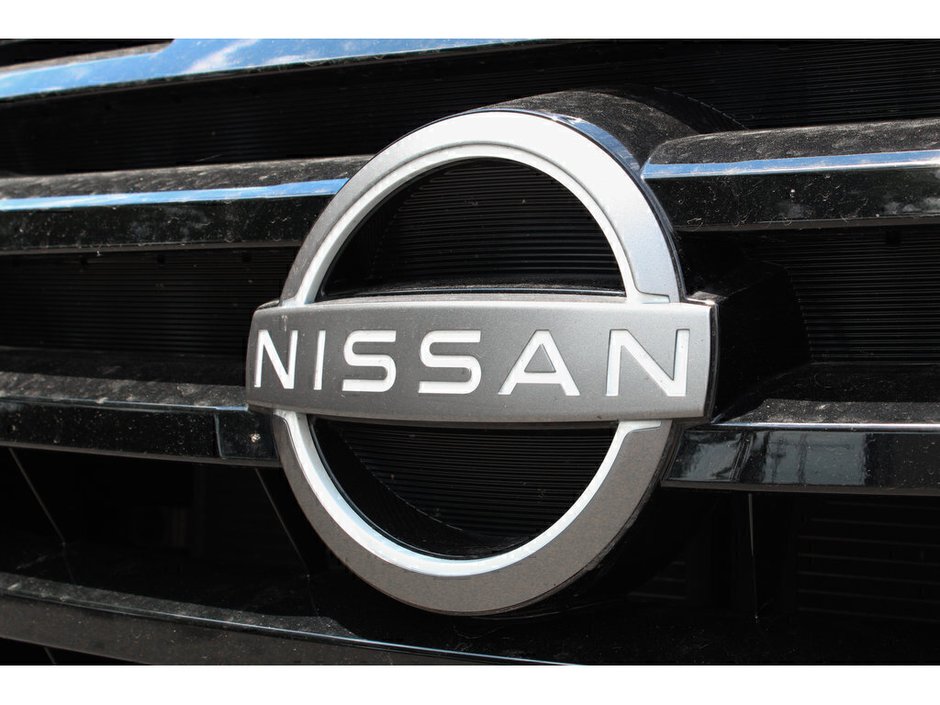 2023 Nissan Pathfinder S-9
