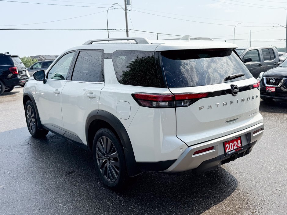 2024 Nissan Pathfinder SL-5
