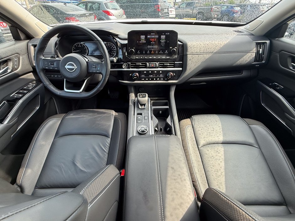 2024 Nissan Pathfinder SL-19