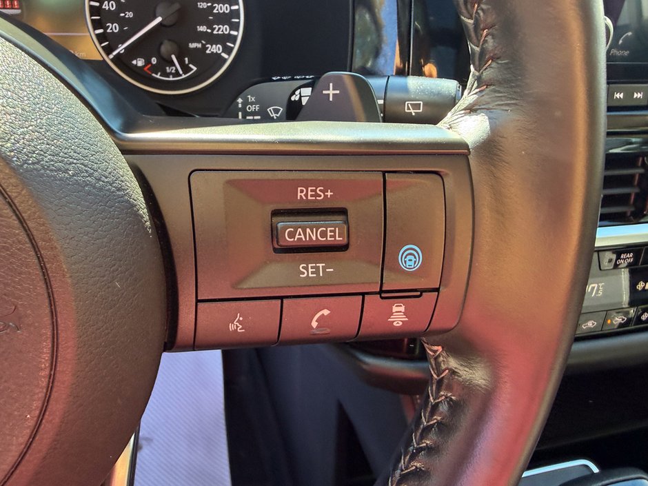 2024 Nissan Pathfinder SV-23