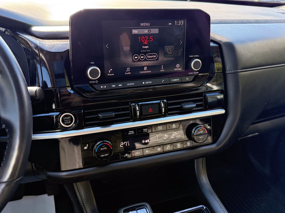 2024 Nissan Pathfinder SV-19