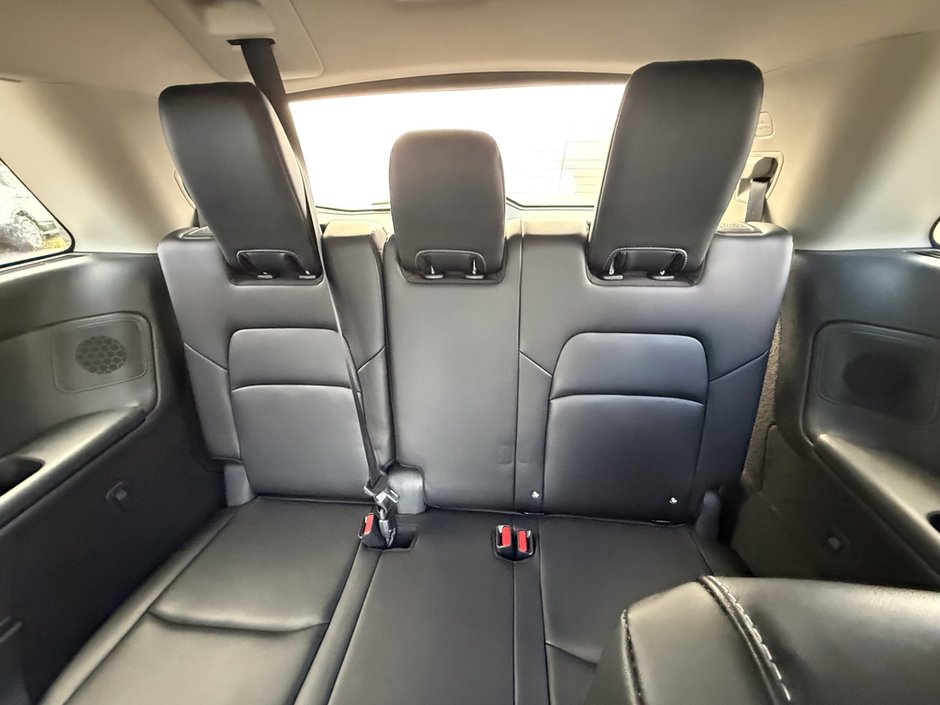 2024 Nissan Pathfinder Platinum-13