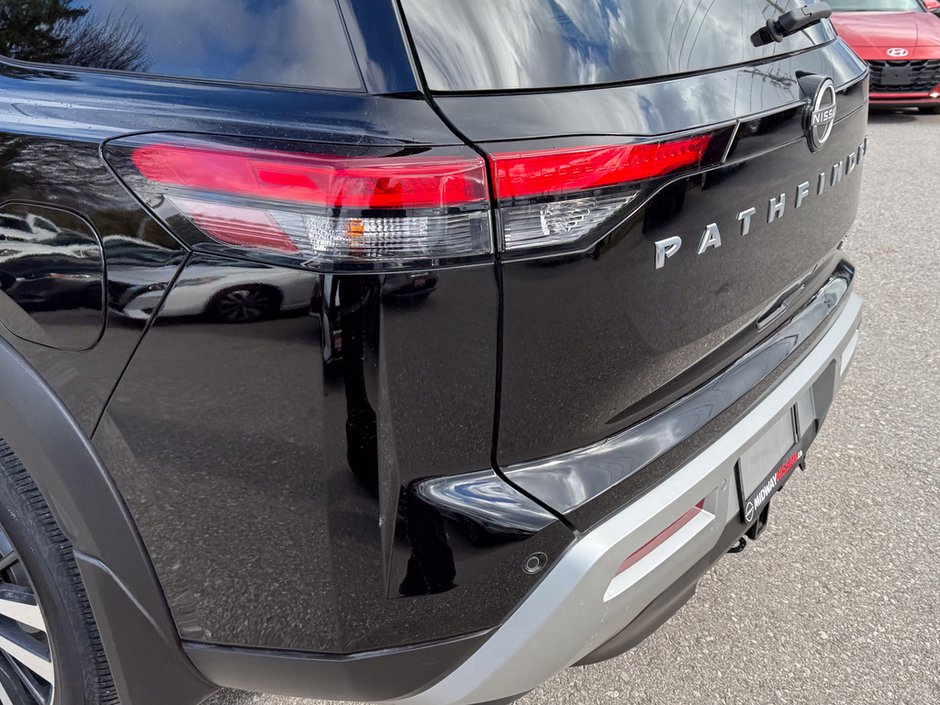 2024 Nissan Pathfinder Platinum-8