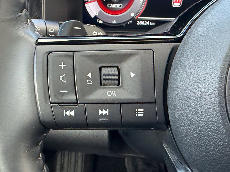 2024 Nissan Pathfinder Platinum-22