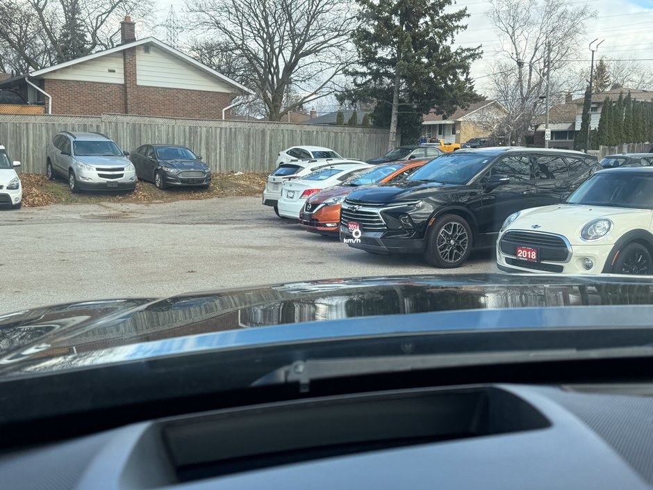 2024 Nissan Pathfinder Platinum-21