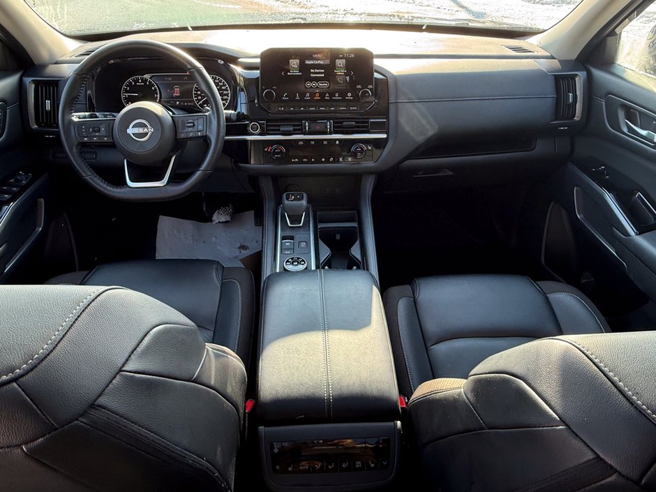 2024 Nissan Pathfinder SL-16