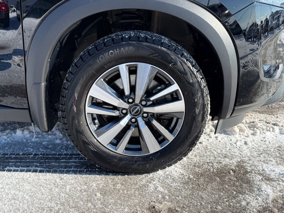 2024 Nissan Pathfinder SL-8