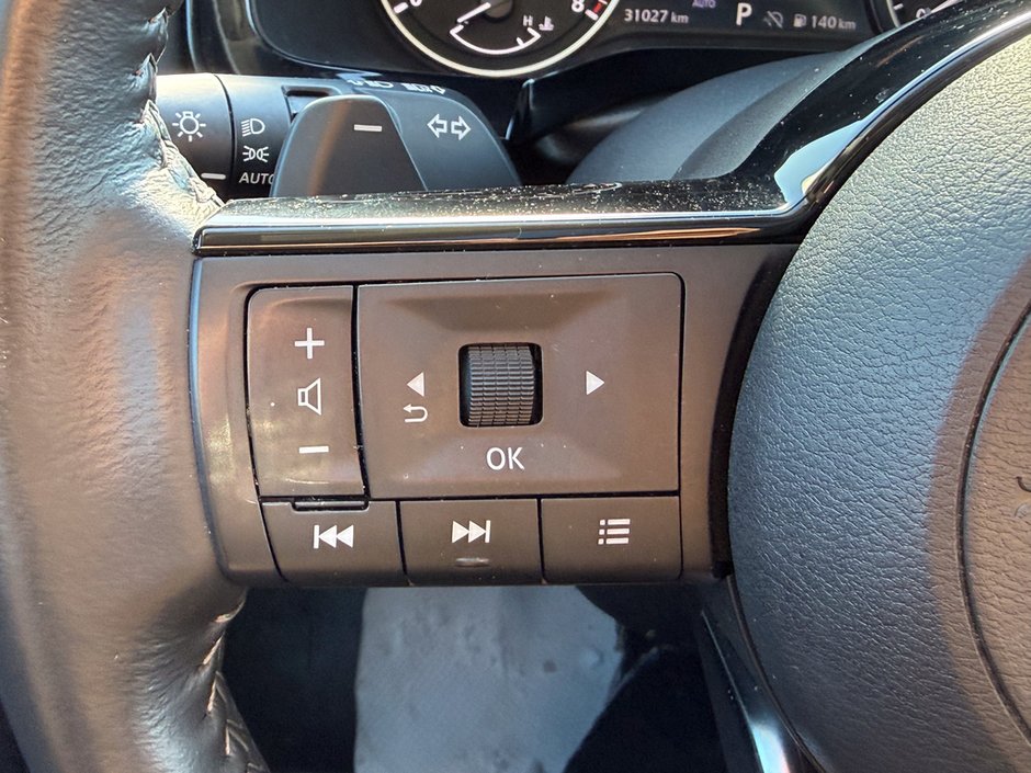 2024 Nissan Pathfinder SL-24