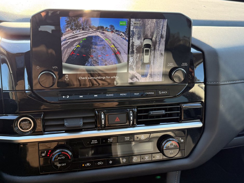 2024 Nissan Pathfinder SL-27