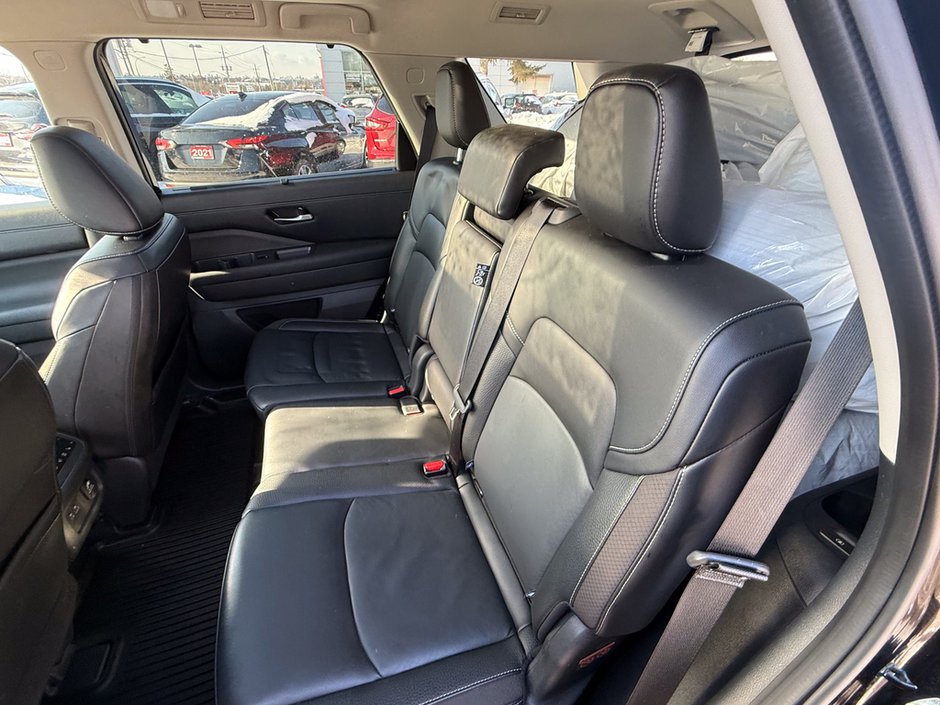 2024 Nissan Pathfinder SL-14